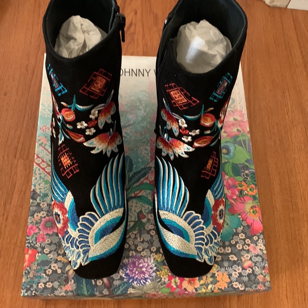 Nib devine bootie - Picture 2 of 3